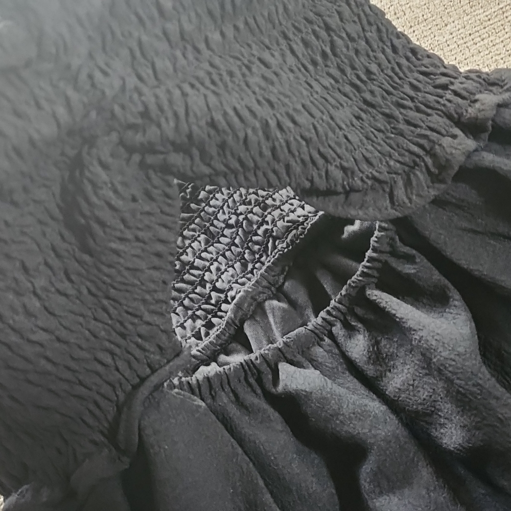 Black Rumper - Picture 2 of 4